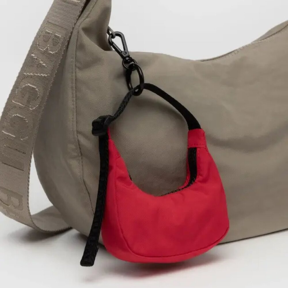 Baggu crescent bag charm in candy apple red - Picture 3 of 3